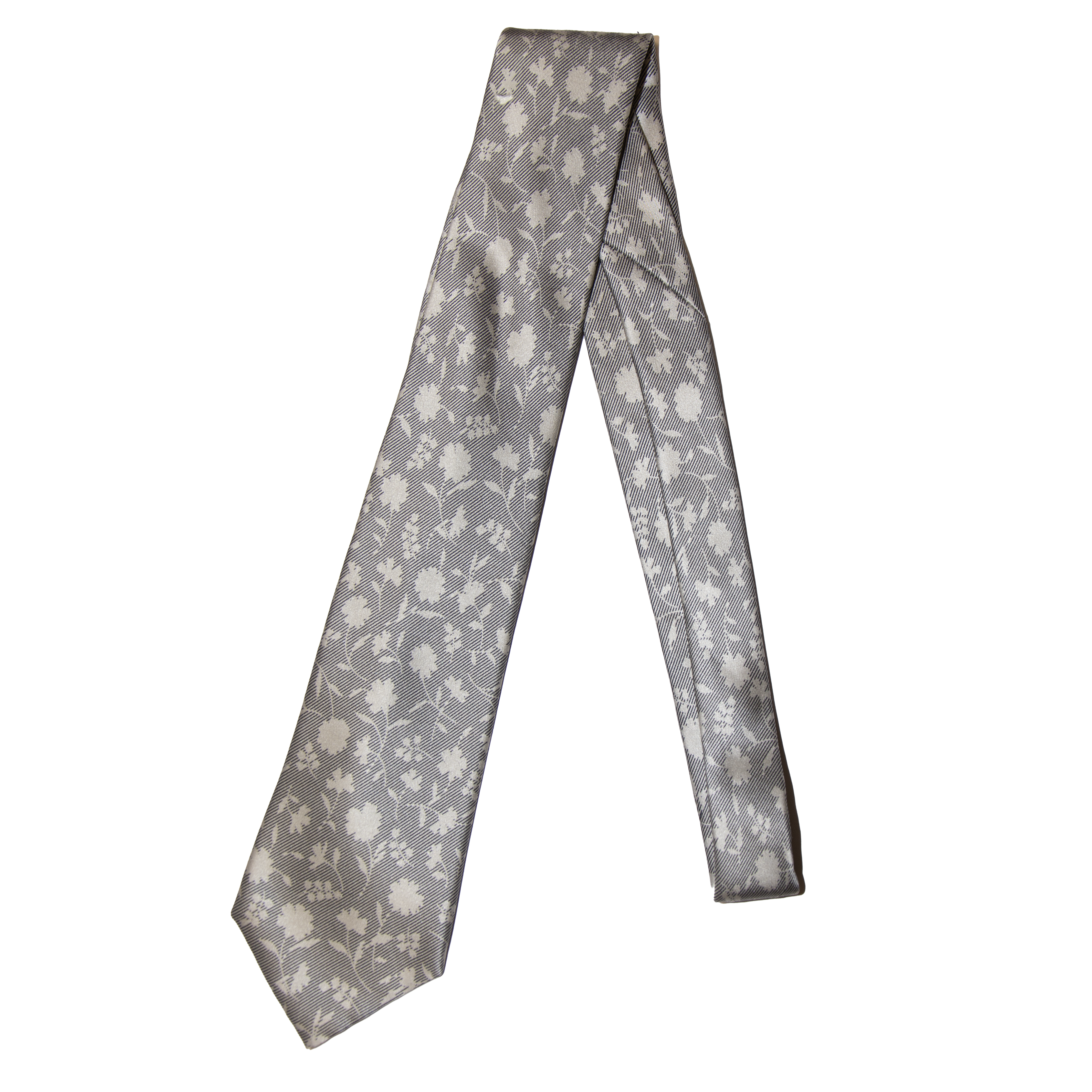 Bijon Beverly Hills Silver Floral Motif Tie